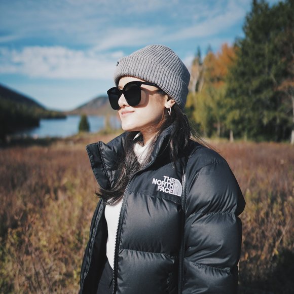 North Face Women’s 1996 Retro Nuptse Jacket - Picture 2 of 4